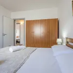 Giove-3 By Interhome 公寓 *