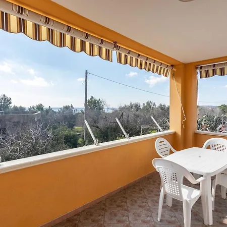 Giove-3 By Interhome Torre Vado