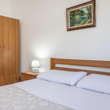Giove-3 By Interhome Torre Vado