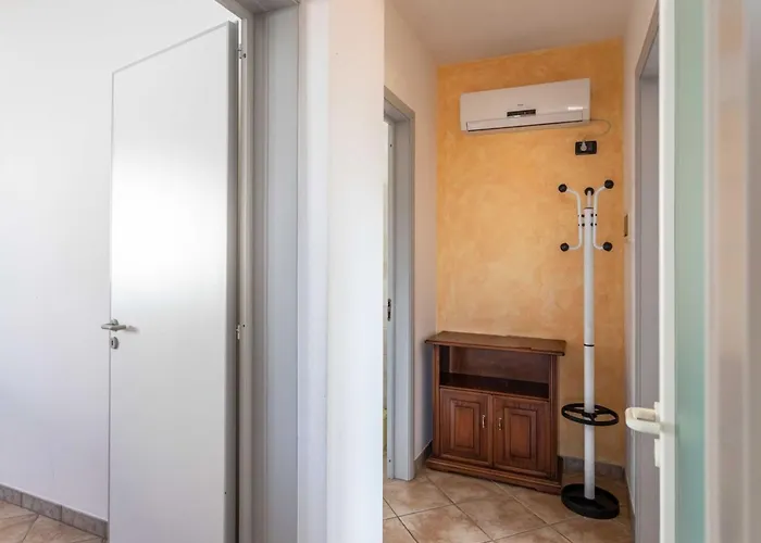 Apartment Giove-3 By Interhome