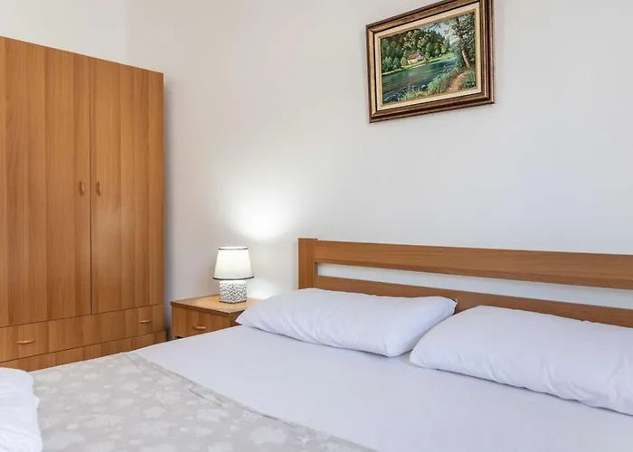 Giove-3 By Interhome Torre Vado