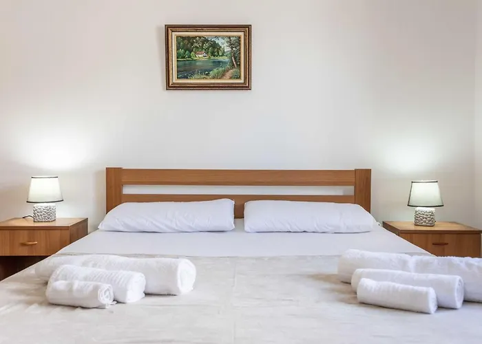 Giove-3 By Interhome Apartment Torre Vado