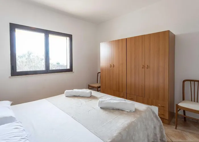 Giove-3 By Interhome